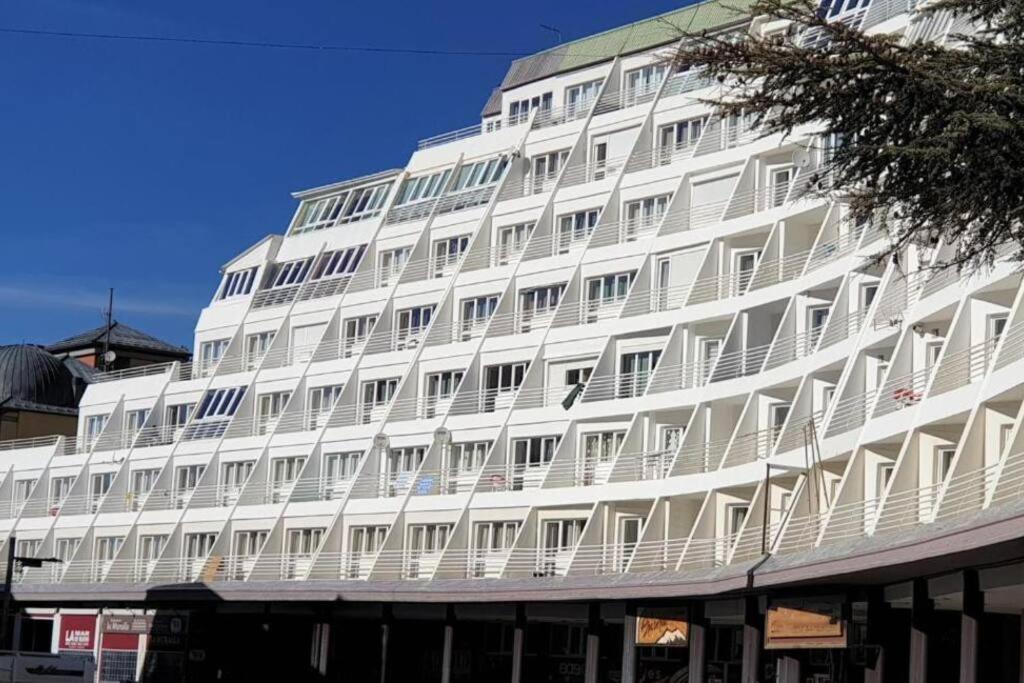 Апартаменти Little Rest Montblanc 6 Pax Personas Wifi Garaje Plaza Pradollano Моначиль Екстер'єр фото